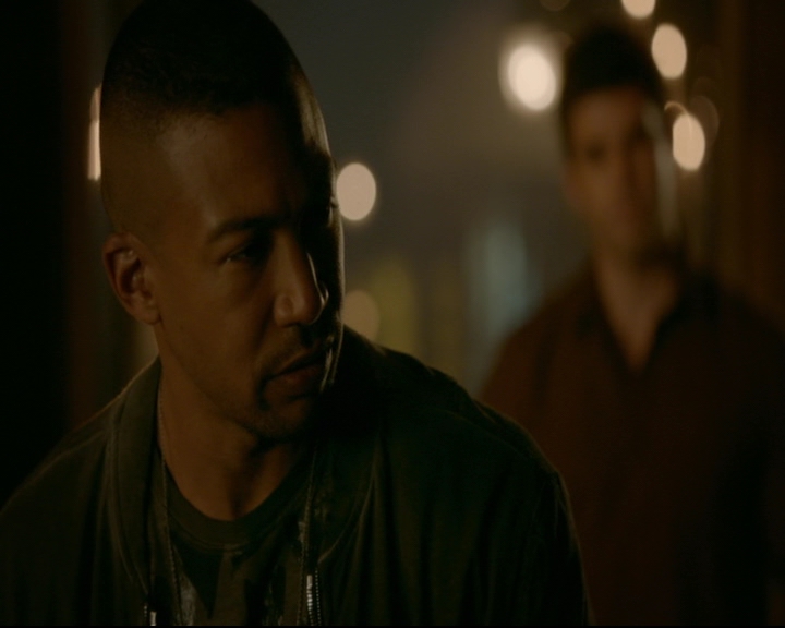 vampirediariesworld-dot-nl_TheOriginals5x05DontItJustBreakYourHeart01240.jpg