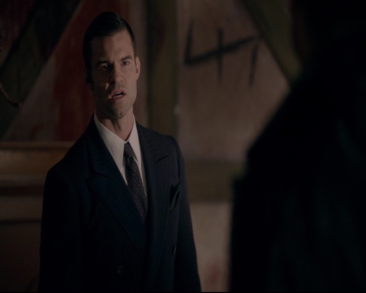 vampirediariesworld-dot-nl_TheOriginals5x05DontItJustBreakYourHeart01513.jpg