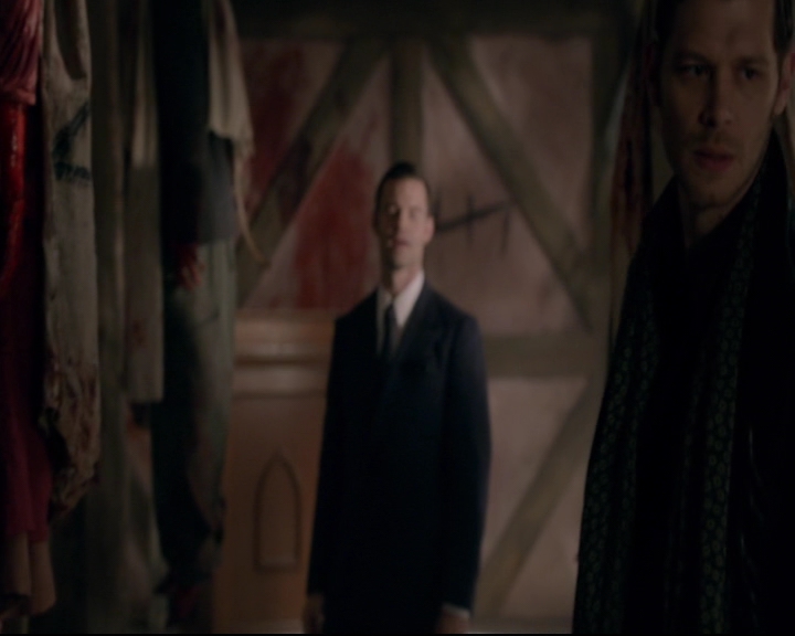 vampirediariesworld-dot-nl_TheOriginals5x05DontItJustBreakYourHeart01524.jpg