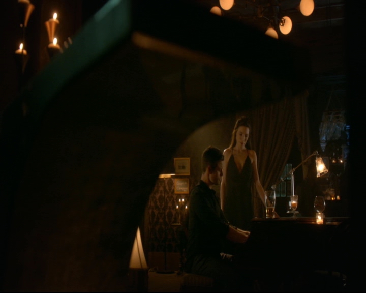vampirediariesworld-dot-nl_TheOriginals5x05DontItJustBreakYourHeart01729.jpg
