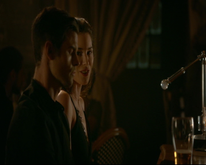 vampirediariesworld-dot-nl_TheOriginals5x05DontItJustBreakYourHeart01741.jpg