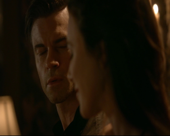 vampirediariesworld-dot-nl_TheOriginals5x05DontItJustBreakYourHeart01763.jpg
