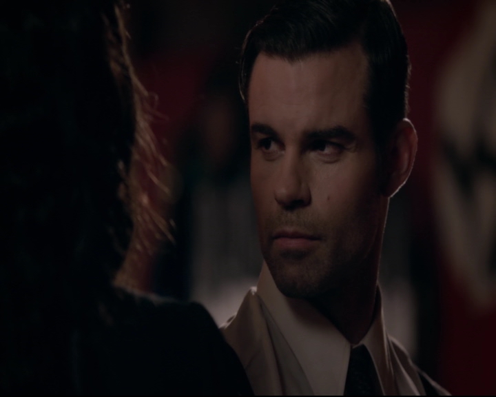 vampirediariesworld-dot-nl_TheOriginals5x05DontItJustBreakYourHeart01839.jpg