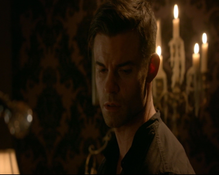 vampirediariesworld-dot-nl_TheOriginals5x05DontItJustBreakYourHeart01910.jpg