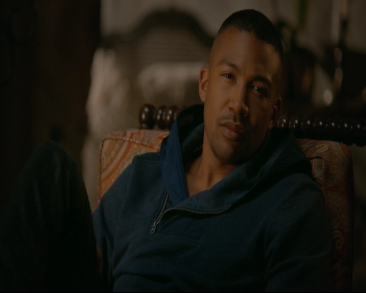 vampirediariesworld-dot-nl_TheOriginals5x05DontItJustBreakYourHeart01934.jpg