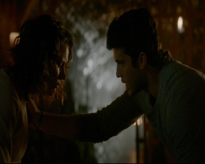 vampirediariesworld-dot-nl_TheOriginals5x05DontItJustBreakYourHeart02024.jpg