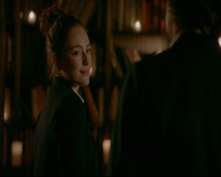 vampirediariesworld-dot-nl_TheOriginals5x05DontItJustBreakYourHeart02061.jpg