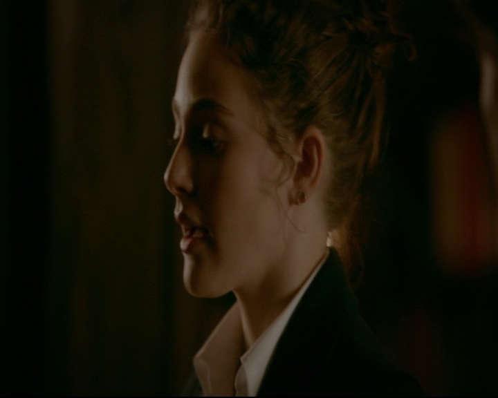 vampirediariesworld-dot-nl_TheOriginals5x05DontItJustBreakYourHeart02072.jpg