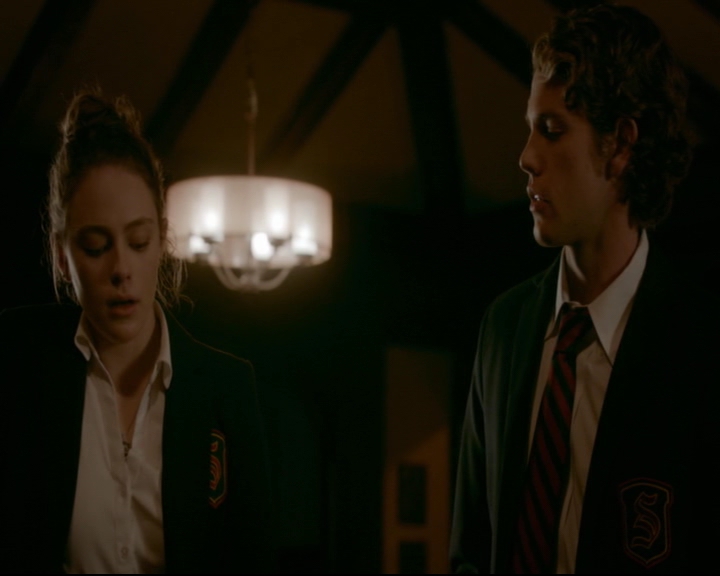 vampirediariesworld-dot-nl_TheOriginals5x05DontItJustBreakYourHeart02096.jpg