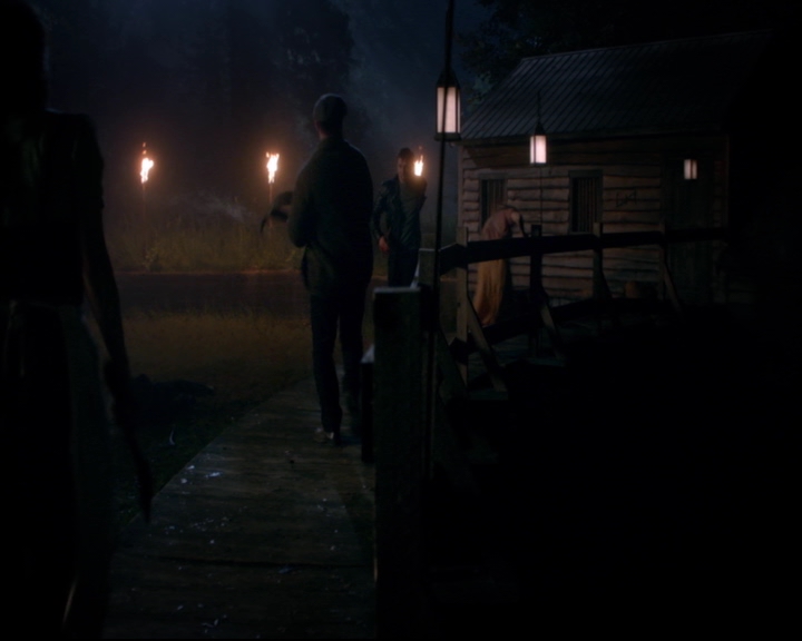 vampirediariesworld-dot-nl_TheOriginals5x05DontItJustBreakYourHeart02222.jpg