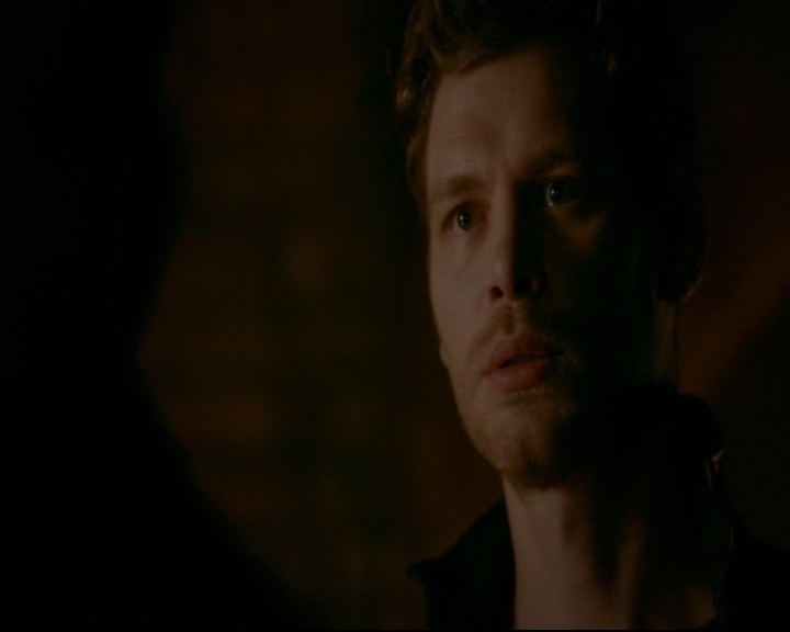 vampirediariesworld-dot-nl_TheOriginals5x05DontItJustBreakYourHeart02287.jpg