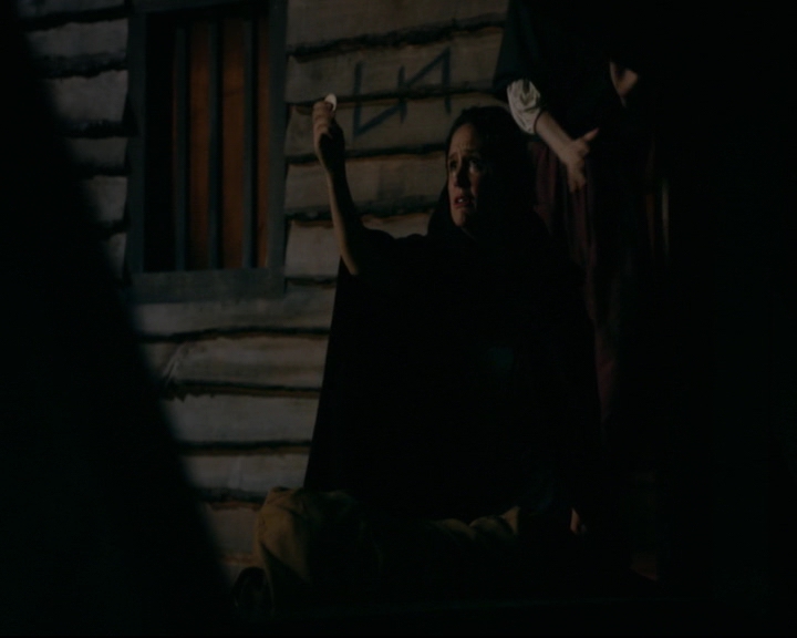 vampirediariesworld-dot-nl_TheOriginals5x05DontItJustBreakYourHeart02297.jpg
