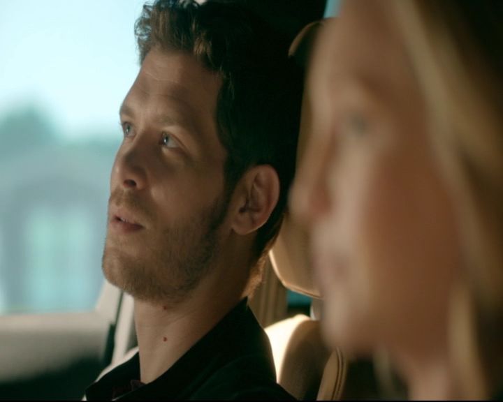 vampirediariesworld-dot-nl_TheOriginals5x06WhatWillIHaveLeft01043.jpg