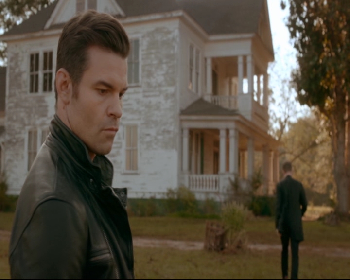 vampirediariesworld-dot-nl_TheOriginals5x06WhatWillIHaveLeft02030.jpg