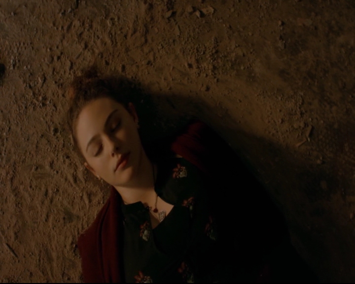 vampirediariesworld-dot-nl_TheOriginals5x07GodsGonnaTroubleTheWater00004.jpg
