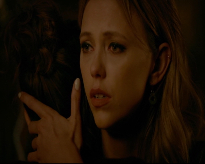 vampirediariesworld-dot-nl_TheOriginals5x07GodsGonnaTroubleTheWater00039.jpg
