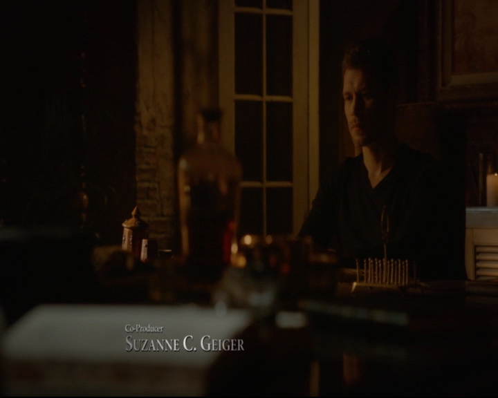 vampirediariesworld-dot-nl_TheOriginals5x07GodsGonnaTroubleTheWater00116.jpg
