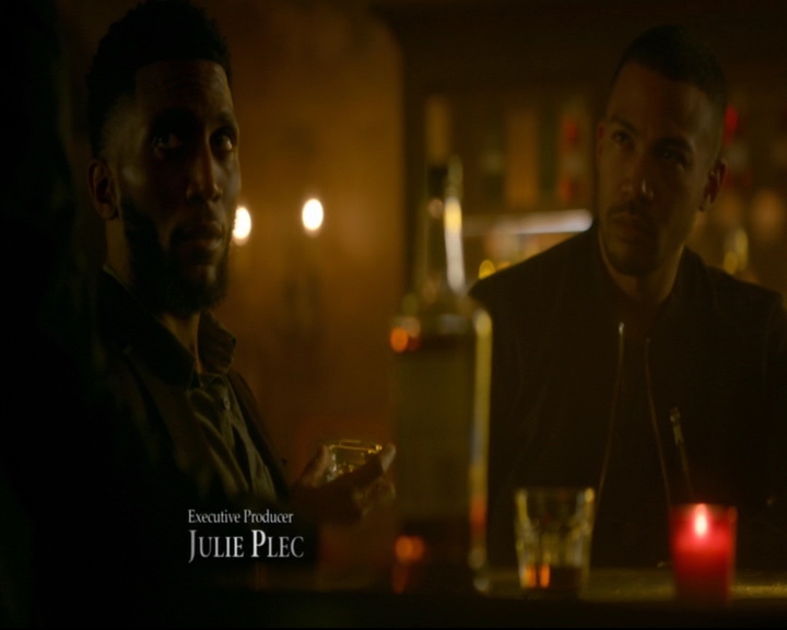 vampirediariesworld-dot-nl_TheOriginals5x07GodsGonnaTroubleTheWater00159.jpg