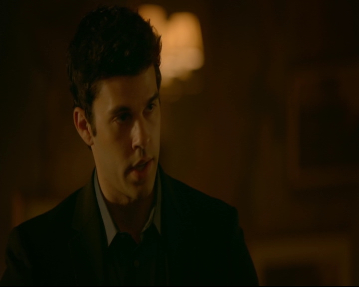 vampirediariesworld-dot-nl_TheOriginals5x07GodsGonnaTroubleTheWater00164.jpg