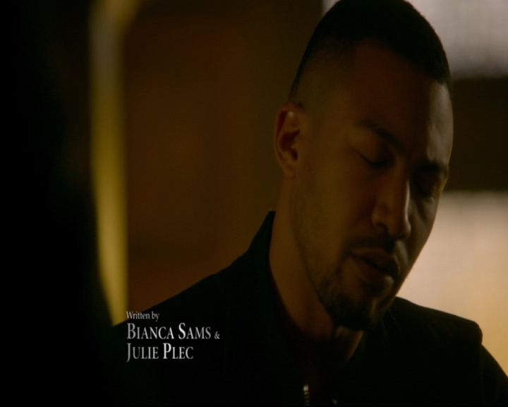 vampirediariesworld-dot-nl_TheOriginals5x07GodsGonnaTroubleTheWater00166.jpg vampirediariesworld-dot-nl_TheOriginals5x07GodsGonnaTroubleTheWater00166.jpg