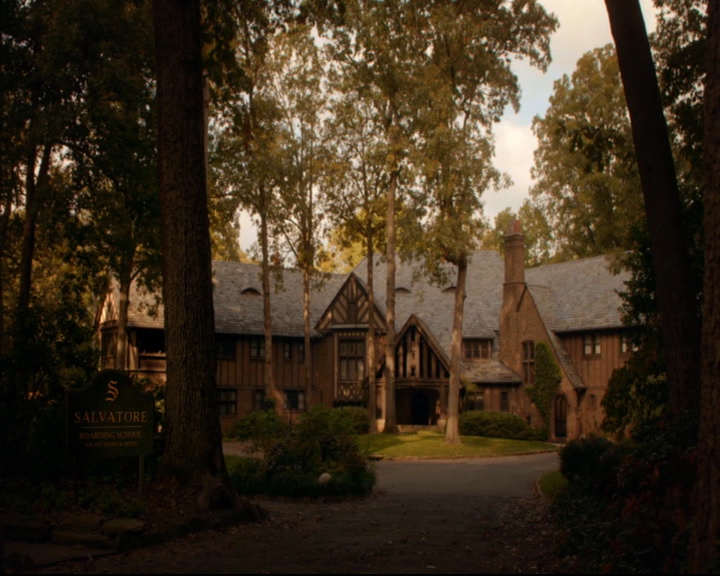 vampirediariesworld-dot-nl_TheOriginals5x07GodsGonnaTroubleTheWater00183.jpg