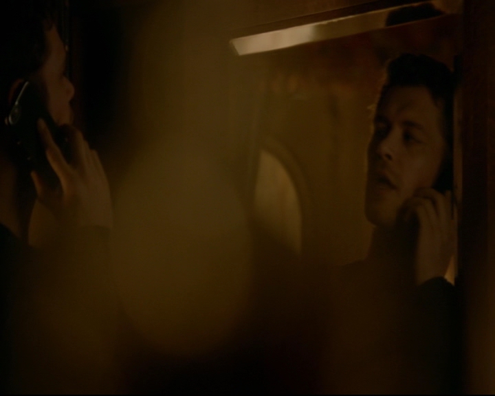 vampirediariesworld-dot-nl_TheOriginals5x07GodsGonnaTroubleTheWater00218.jpg