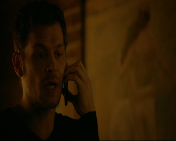 vampirediariesworld-dot-nl_TheOriginals5x07GodsGonnaTroubleTheWater00247.jpg