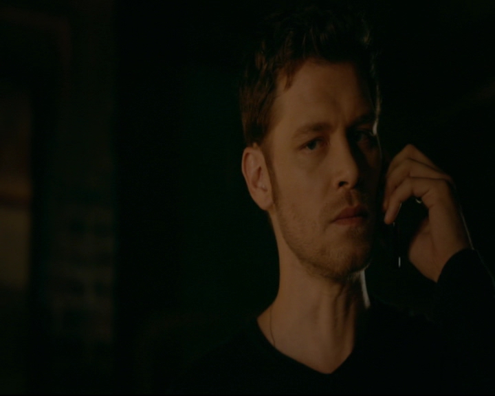 vampirediariesworld-dot-nl_TheOriginals5x07GodsGonnaTroubleTheWater00285.jpg