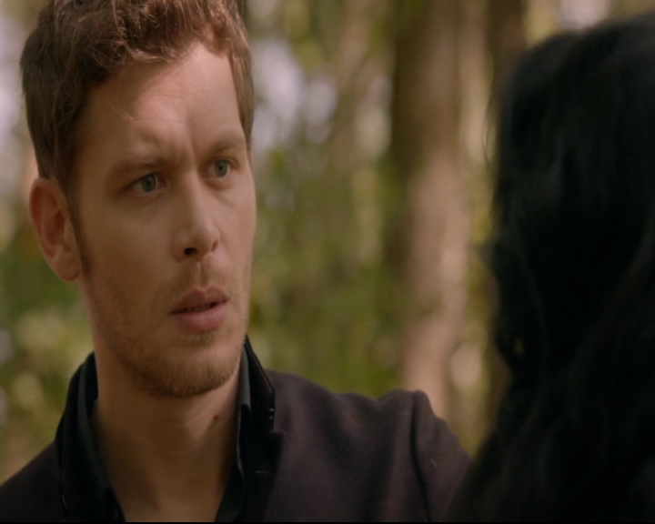 vampirediariesworld-dot-nl_TheOriginals5x07GodsGonnaTroubleTheWater01426.jpg