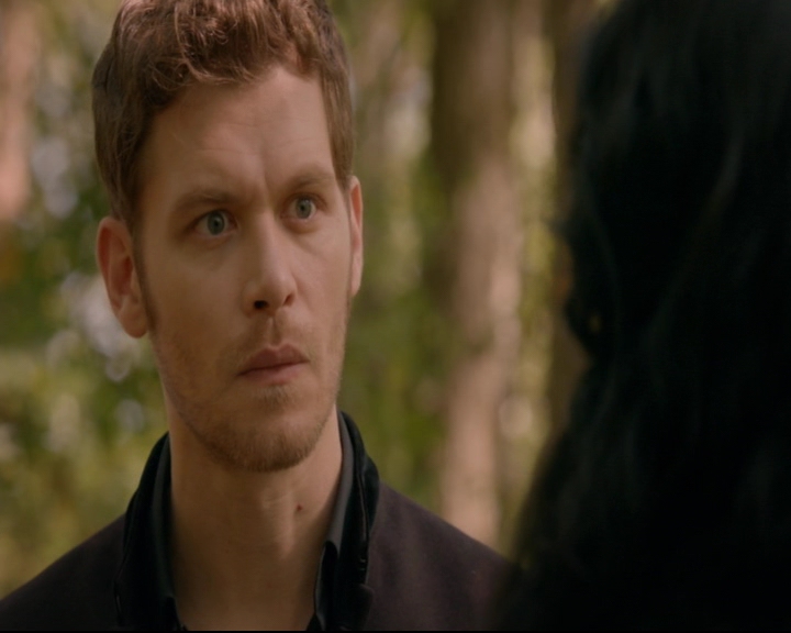 vampirediariesworld-dot-nl_TheOriginals5x07GodsGonnaTroubleTheWater01434.jpg