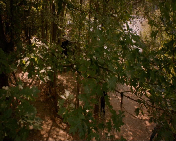 vampirediariesworld-dot-nl_TheOriginals5x07GodsGonnaTroubleTheWater01441.jpg