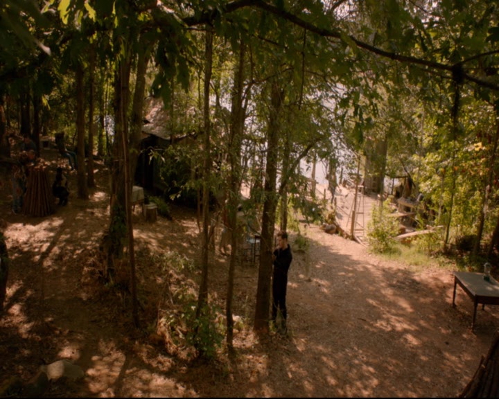 vampirediariesworld-dot-nl_TheOriginals5x07GodsGonnaTroubleTheWater01446.jpg