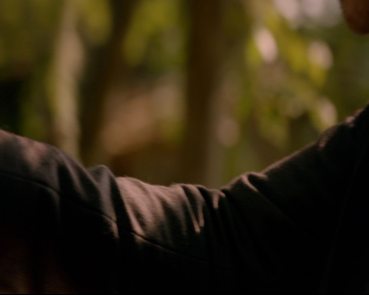 vampirediariesworld-dot-nl_TheOriginals5x07GodsGonnaTroubleTheWater01459.jpg