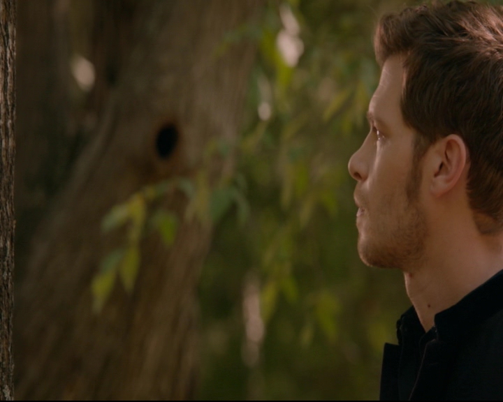 vampirediariesworld-dot-nl_TheOriginals5x07GodsGonnaTroubleTheWater01486.jpg vampirediariesworld-dot-nl_TheOriginals5x07GodsGonnaTroubleTheWater01486.jpg