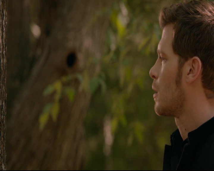 vampirediariesworld-dot-nl_TheOriginals5x07GodsGonnaTroubleTheWater01488.jpg vampirediariesworld-dot-nl_TheOriginals5x07GodsGonnaTroubleTheWater01488.jpg