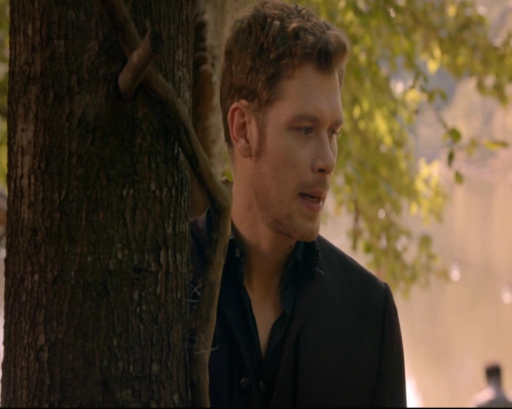 vampirediariesworld-dot-nl_TheOriginals5x07GodsGonnaTroubleTheWater01492.jpg