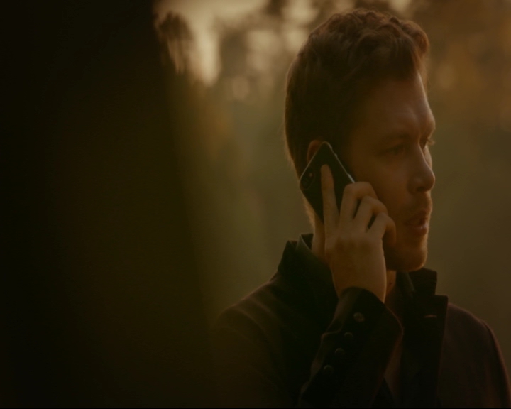 vampirediariesworld-dot-nl_TheOriginals5x07GodsGonnaTroubleTheWater01811.jpg