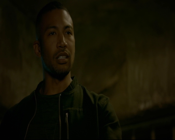 vampirediariesworld-dot-nl_TheOriginals5x07GodsGonnaTroubleTheWater01883.jpg