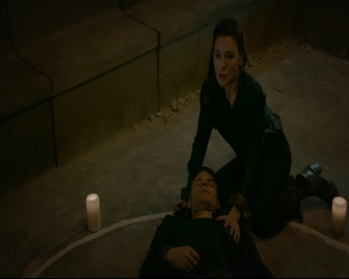 vampirediariesworld-dot-nl_TheOriginals5x07GodsGonnaTroubleTheWater01907.jpg