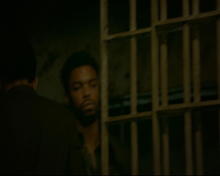 vampirediariesworld-dot-nl_TheOriginals5x07GodsGonnaTroubleTheWater01914.jpg