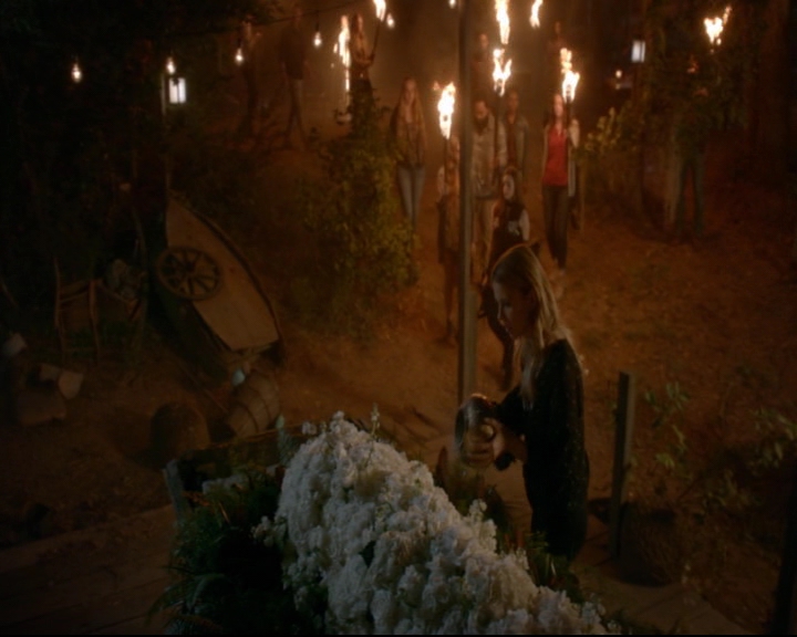 vampirediariesworld-dot-nl_TheOriginals5x07GodsGonnaTroubleTheWater01933.jpg