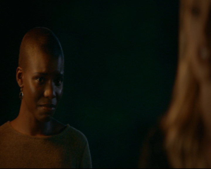 vampirediariesworld-dot-nl_TheOriginals5x07GodsGonnaTroubleTheWater02065.jpg