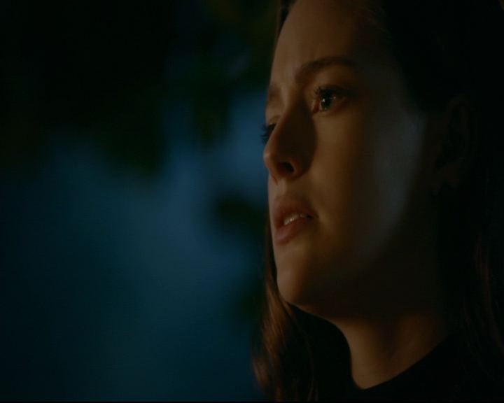 vampirediariesworld-dot-nl_TheOriginals5x07GodsGonnaTroubleTheWater02088.jpg