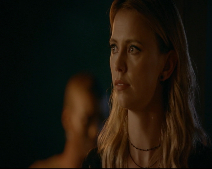 vampirediariesworld-dot-nl_TheOriginals5x07GodsGonnaTroubleTheWater02098.jpg