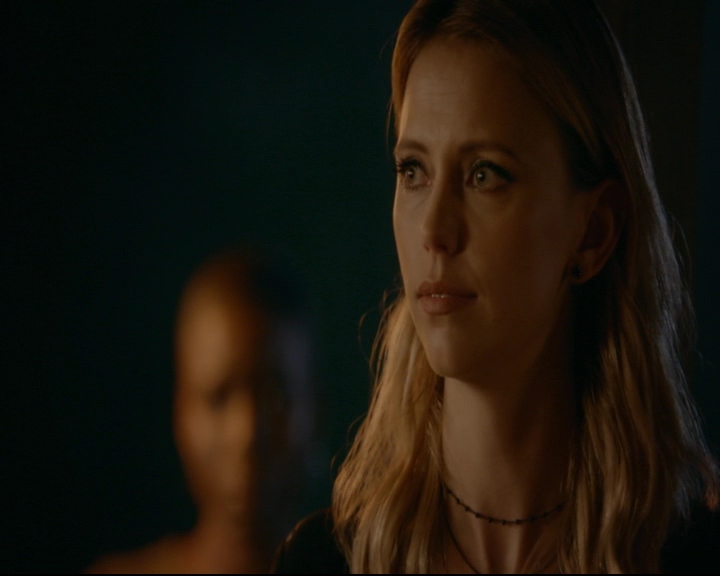 vampirediariesworld-dot-nl_TheOriginals5x07GodsGonnaTroubleTheWater02108.jpg