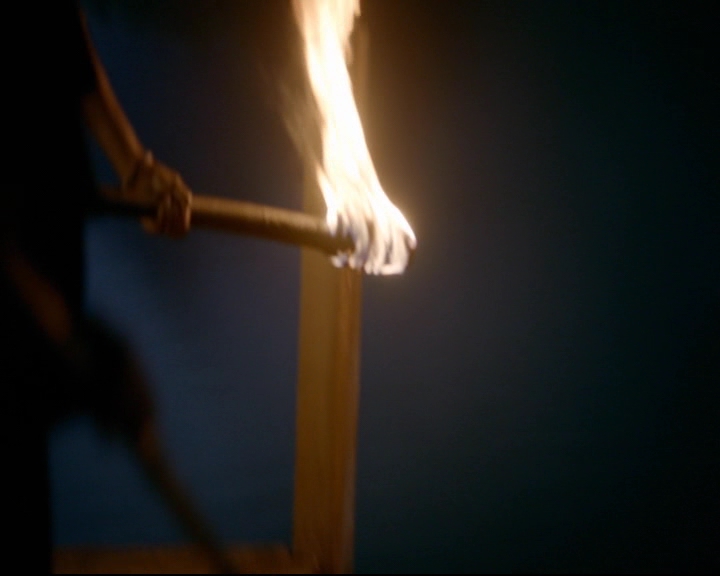 vampirediariesworld-dot-nl_TheOriginals5x07GodsGonnaTroubleTheWater02116.jpg