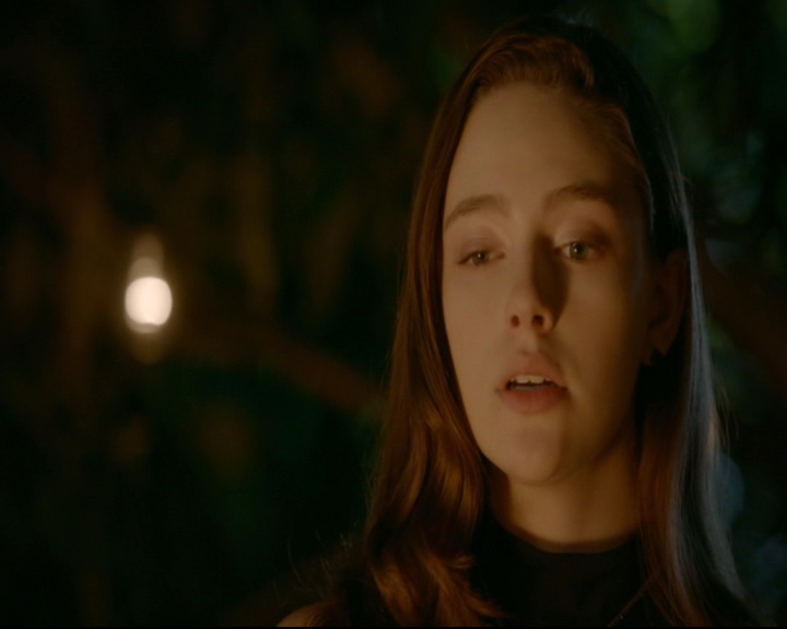 vampirediariesworld-dot-nl_TheOriginals5x07GodsGonnaTroubleTheWater02123.jpg