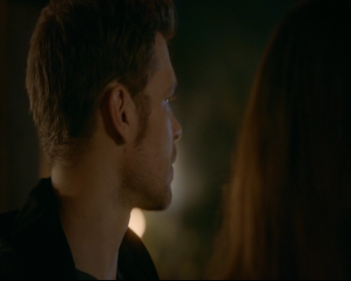 vampirediariesworld-dot-nl_TheOriginals5x07GodsGonnaTroubleTheWater02154.jpg