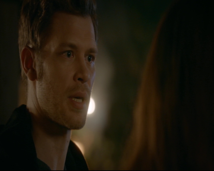 vampirediariesworld-dot-nl_TheOriginals5x07GodsGonnaTroubleTheWater02156.jpg