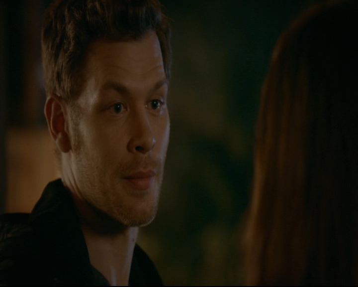 vampirediariesworld-dot-nl_TheOriginals5x07GodsGonnaTroubleTheWater02159.jpg
